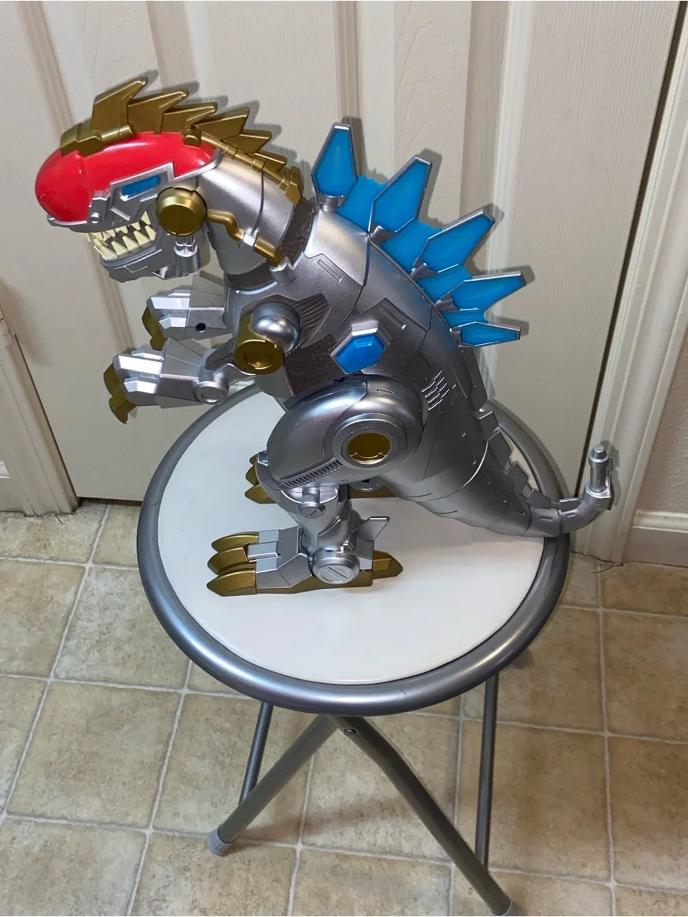 MechaGodzilla Robot Dinosaur Toy -Large Silver/Gold Figure -Light Up -Read